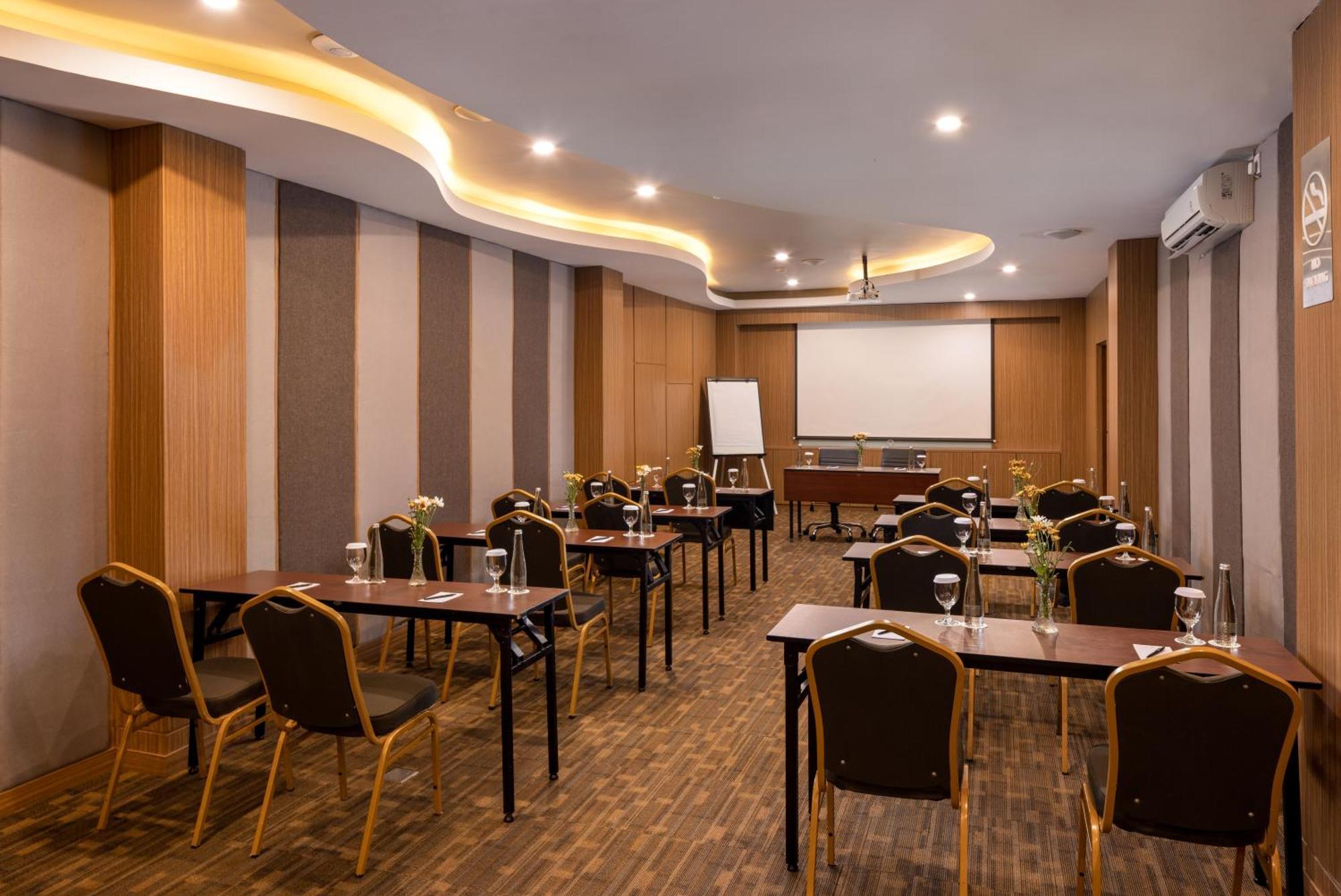 Taksu Sanur Hotel מראה חיצוני תמונה