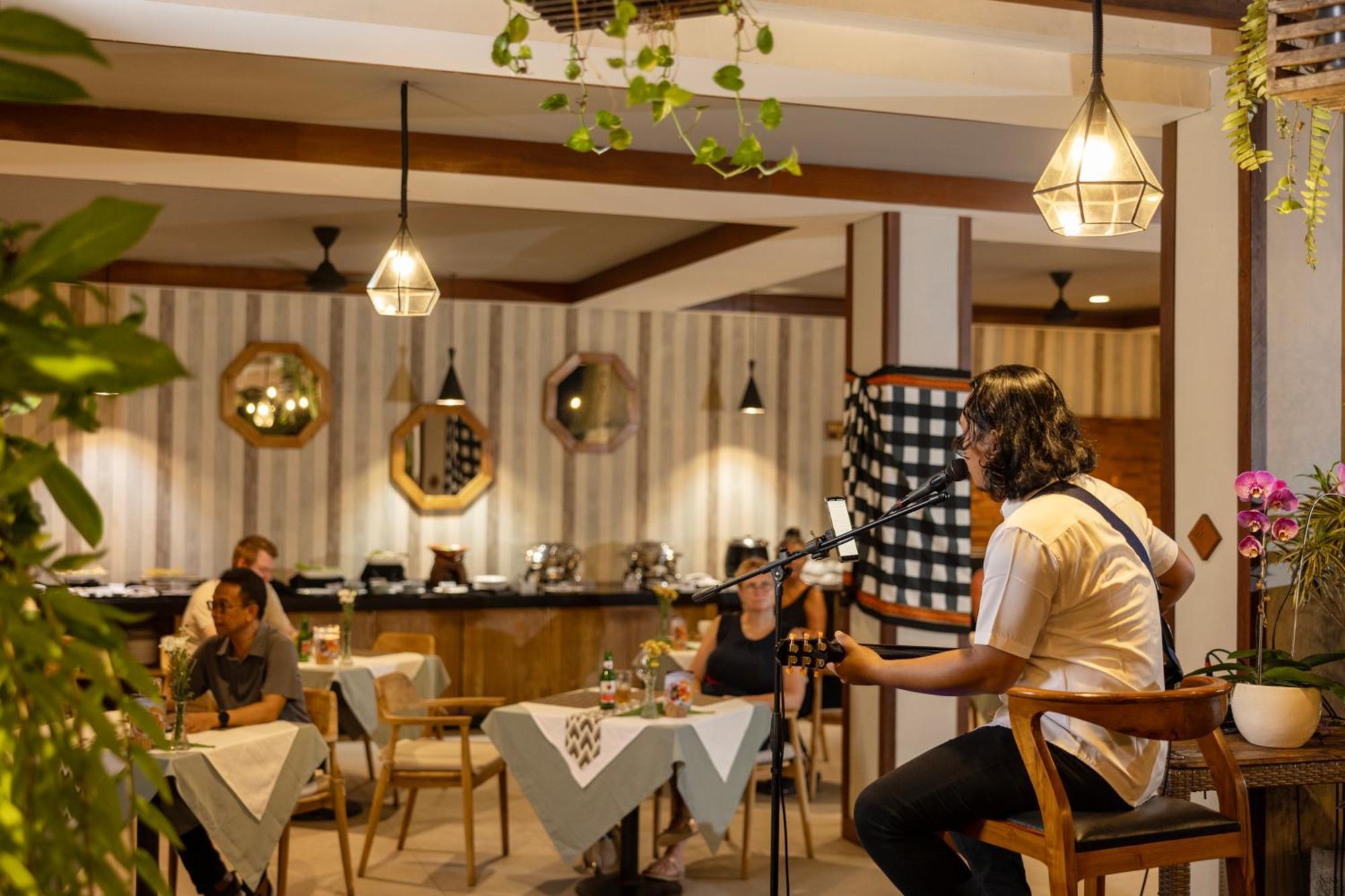 Taksu Sanur Hotel מראה חיצוני תמונה