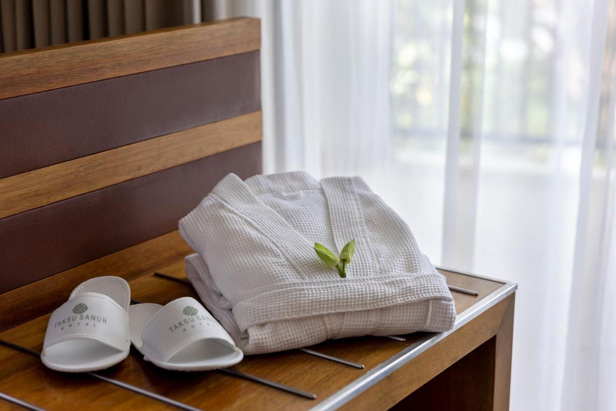 Taksu Sanur Hotel מראה חיצוני תמונה